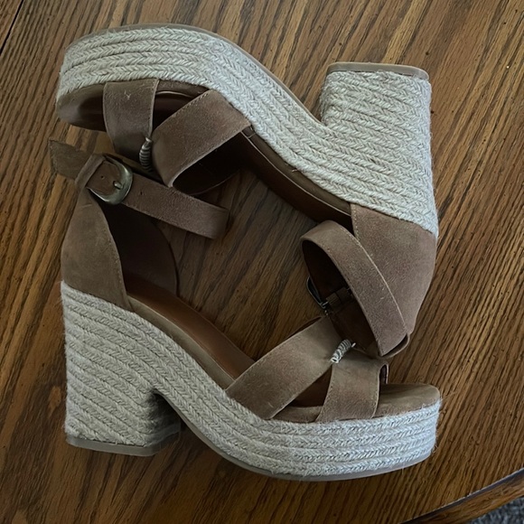 Jute heel size 7 mi im - Picture 5 of 5